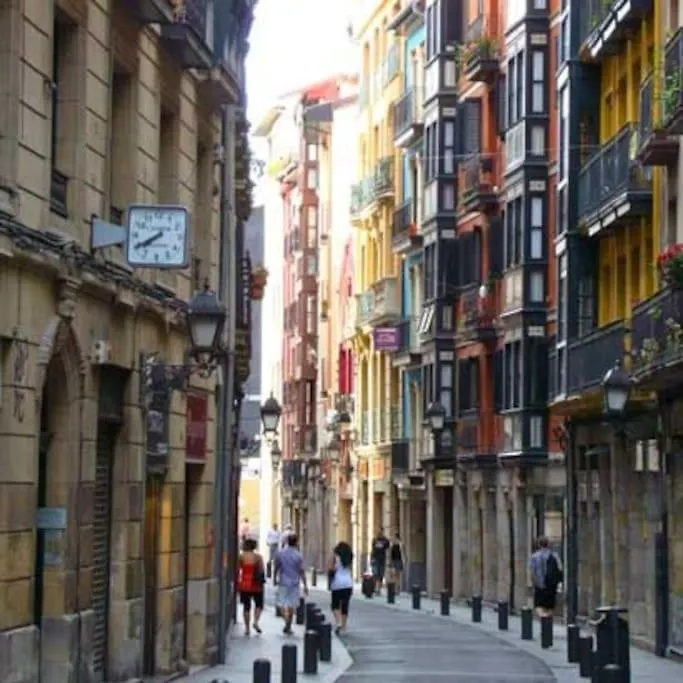 La Casita Verde. Metro Cerca Del Casco Viejo Bilbao 0*,
