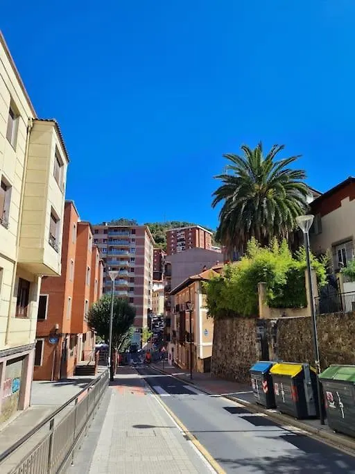 Apartmán La Casita Verde. Metro Cerca Del Casco Viejo Bilbao