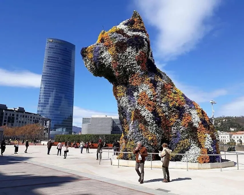 La Casita Verde. Metro Cerca Del Casco Viejo Bilbao