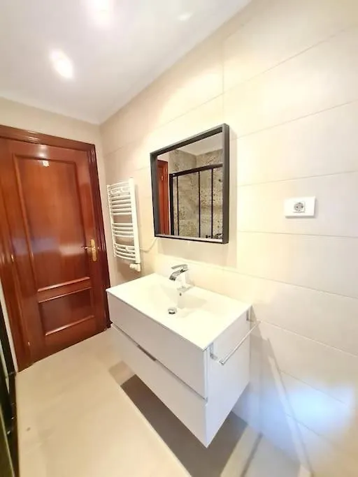 La Casita Verde. Metro Cerca Del Casco Viejo Μπιλμπάο